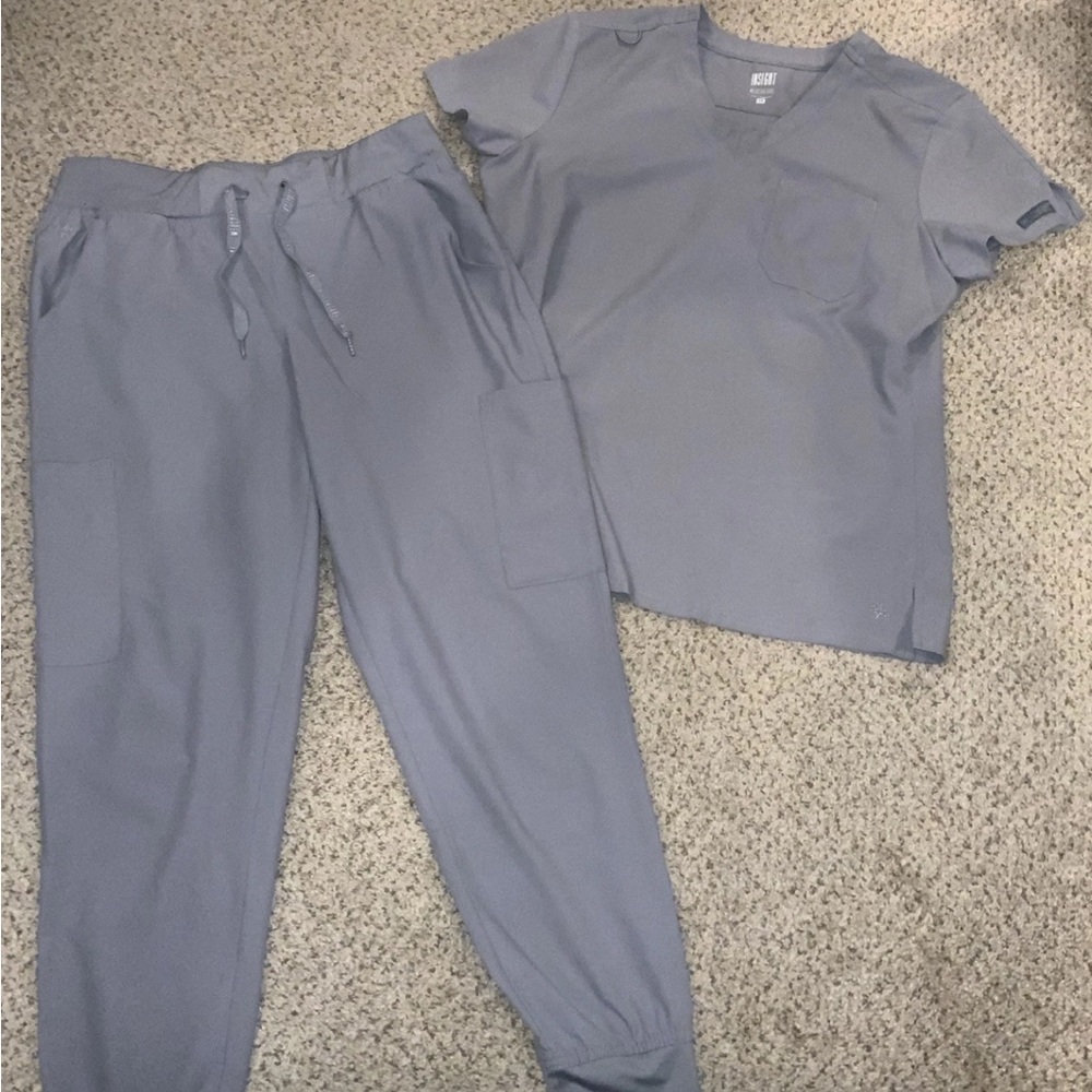 Med Couture Insight Scrub Set